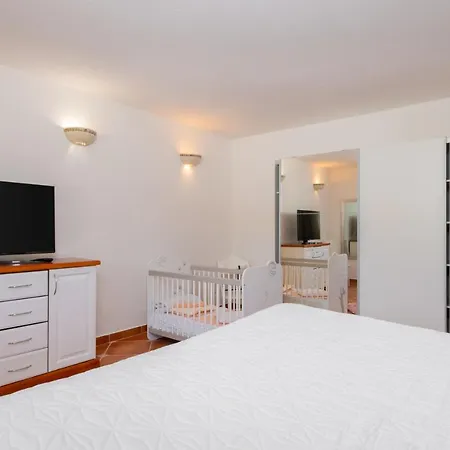 Holiday home 1574 Santalezi