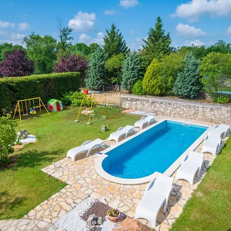 Holiday home 1574 Santalezi