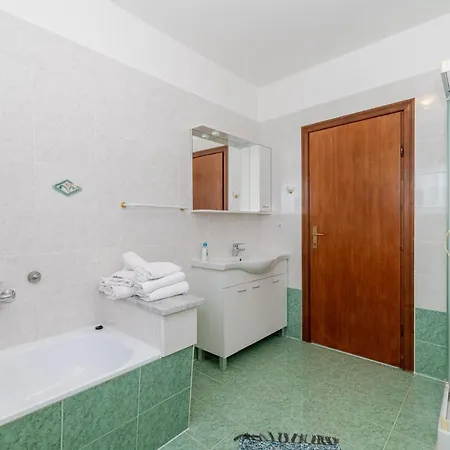 1574 בית נופש Santalezi