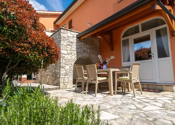 1574 펜션 Santalezi